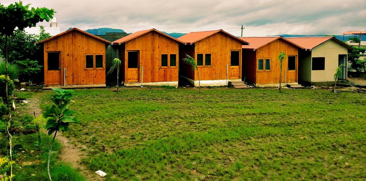 The Rustic Pines Hotel Udaipur Luaran gambar