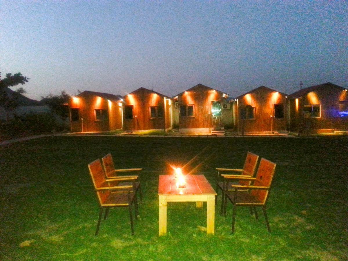 The Rustic Pines Hotel Udaipur Luaran gambar